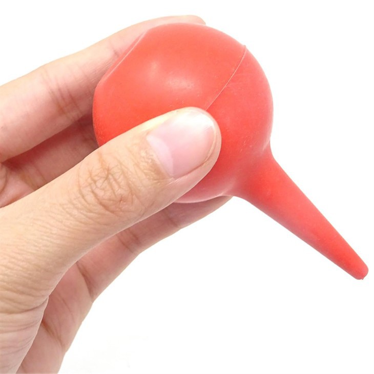 Rubber Ear Washing Syringe Bulb